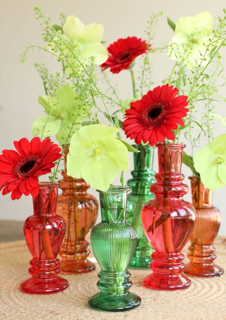 Vase Venedig Dunkelgrün H: 11,3 x Ø5 cm - 12 Stk